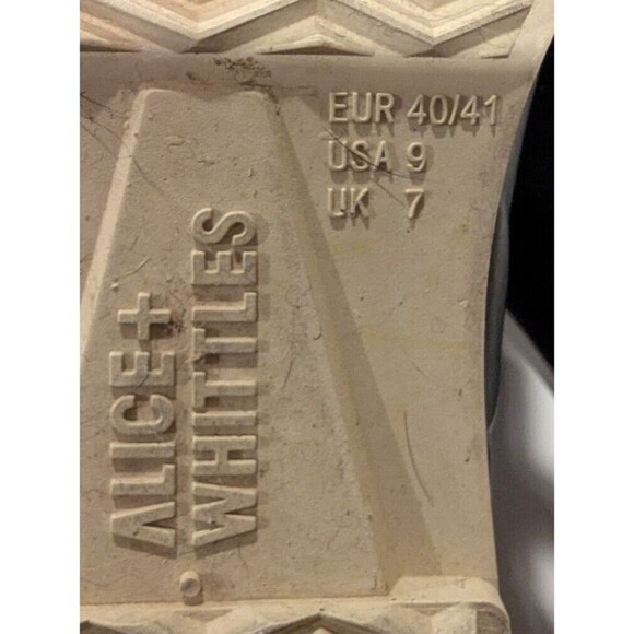 Alice + Whittles Legacy Minimalist Black Ankle Rain Boot Size 9 Wellies Rubber‎ - Picture 5 of 5